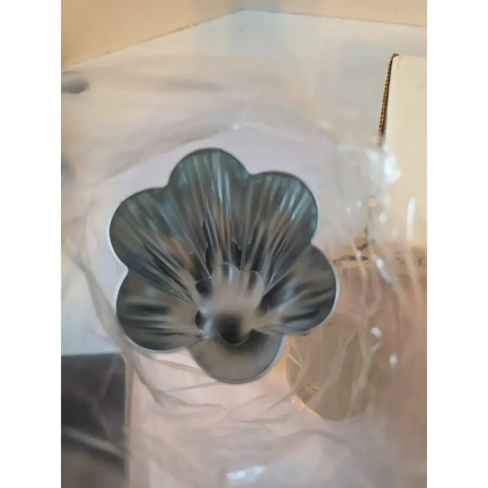 Pampered Chef Valtrompia Bread Tubes In Box Heart Flower Lot of 2